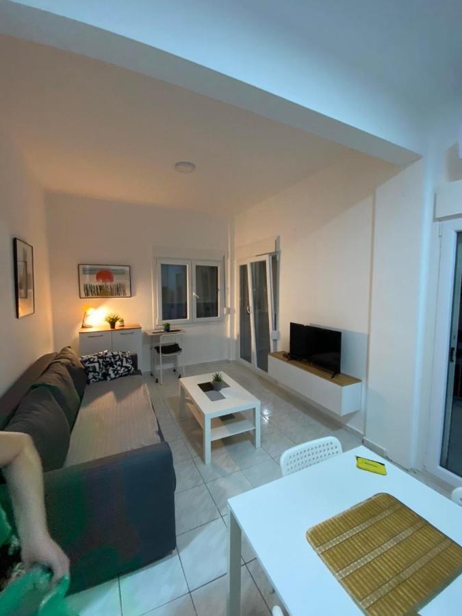 Sunny Peraia Apartment Esterno foto